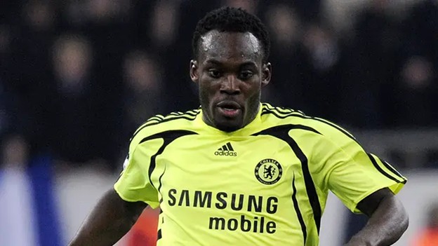 Essien'den Eski Hocası Mourinho'ya Destek Mesajı