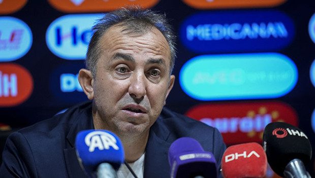 Konyaspor Teknik Direktörü Recep Uçar: "Bireysel Hatalar Galibiyeti Engelledi!"